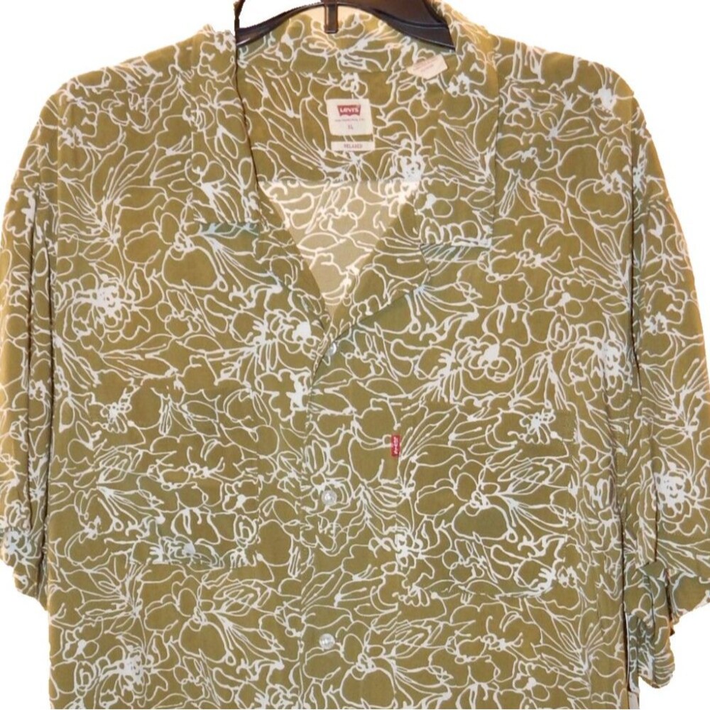 NWT Levi's Classic The Camper Relaxed Fit S/S Button Shirt Size X-Large XL Green